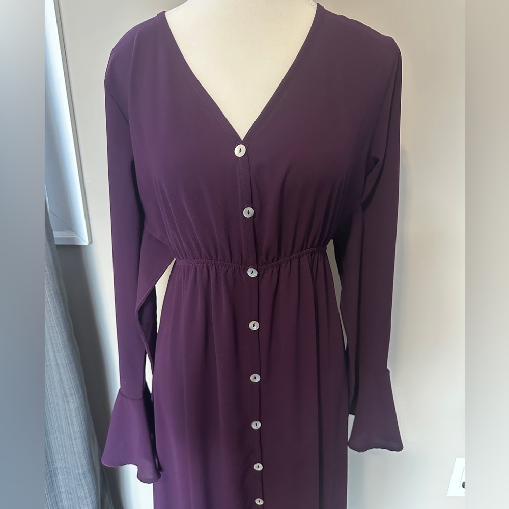Gorgeous purple button front flare sleeve,dress from Paolino. Sz small. NWOTS. - Picture 3 of 7